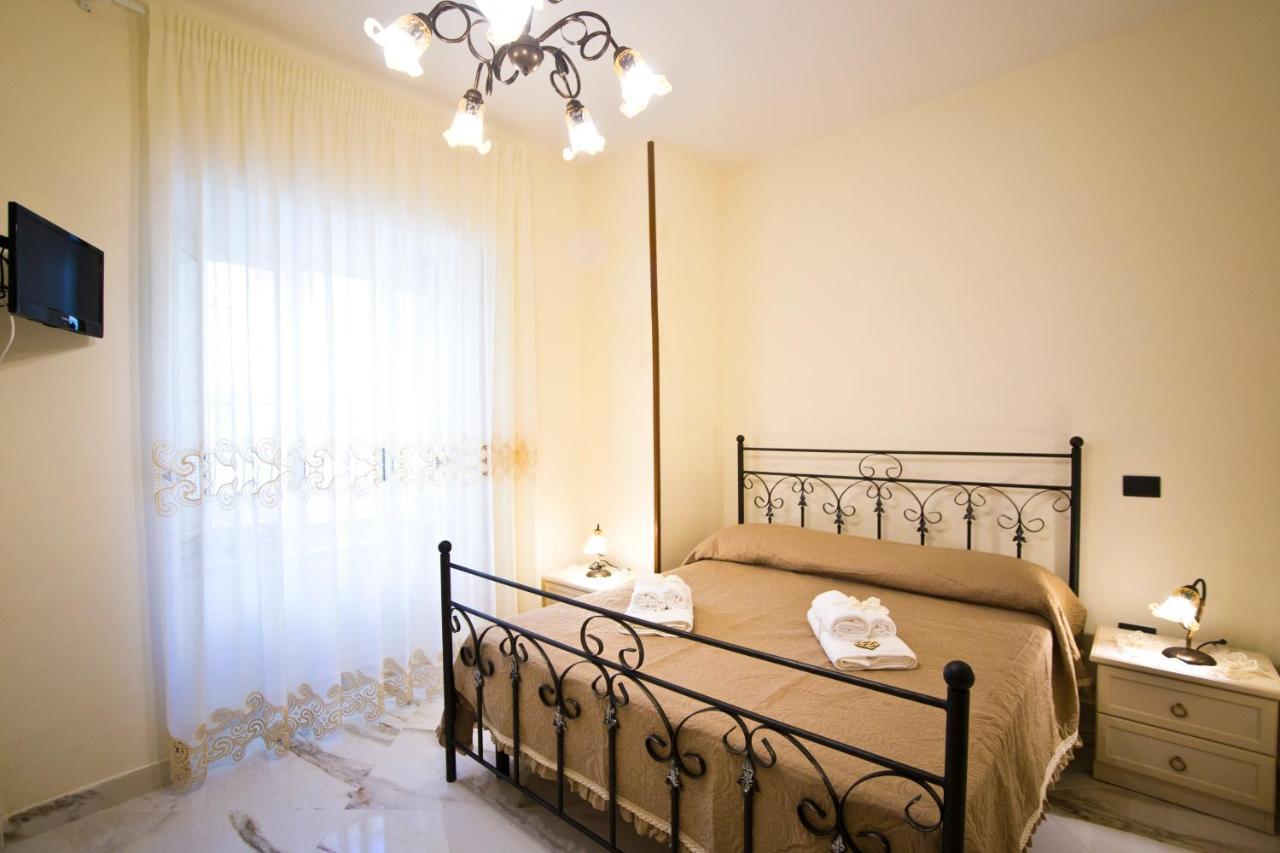B&B Serena Castellammare di Stabia Exterior photo