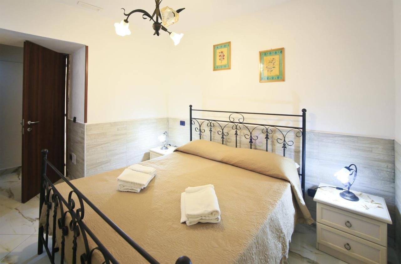 B&B Serena Castellammare di Stabia Exterior photo